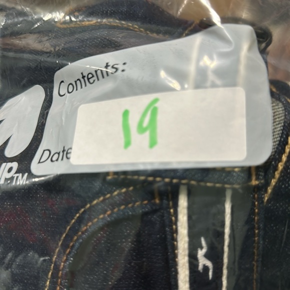 Hollister Y2K blue denim low rise roll up hem sexy shorts size 27 5 belted belt - Picture 7 of 7